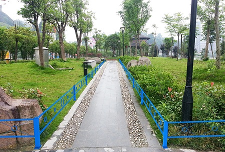 草坪護(hù)欄