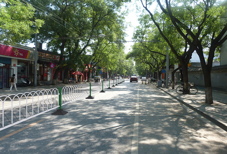 愛可青市政護(hù)欄的詳細(xì)應(yīng)用